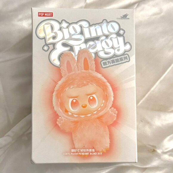 Pop Mart Labubu THE MONSTERS Big into Energy Series Vinyl Plush - 'Hope' - Picture 1 of 7